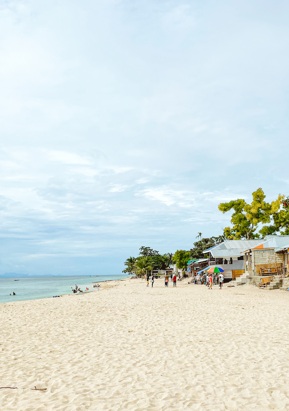 White beach, Moalboal