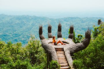 Yogyakarta, giant hands viewpoint