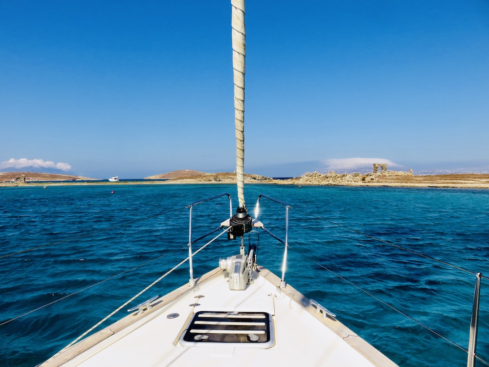 Zeilen naar Delos, Cycladen