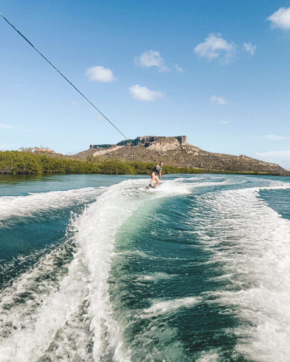 activiteiten curacao wakeboarden