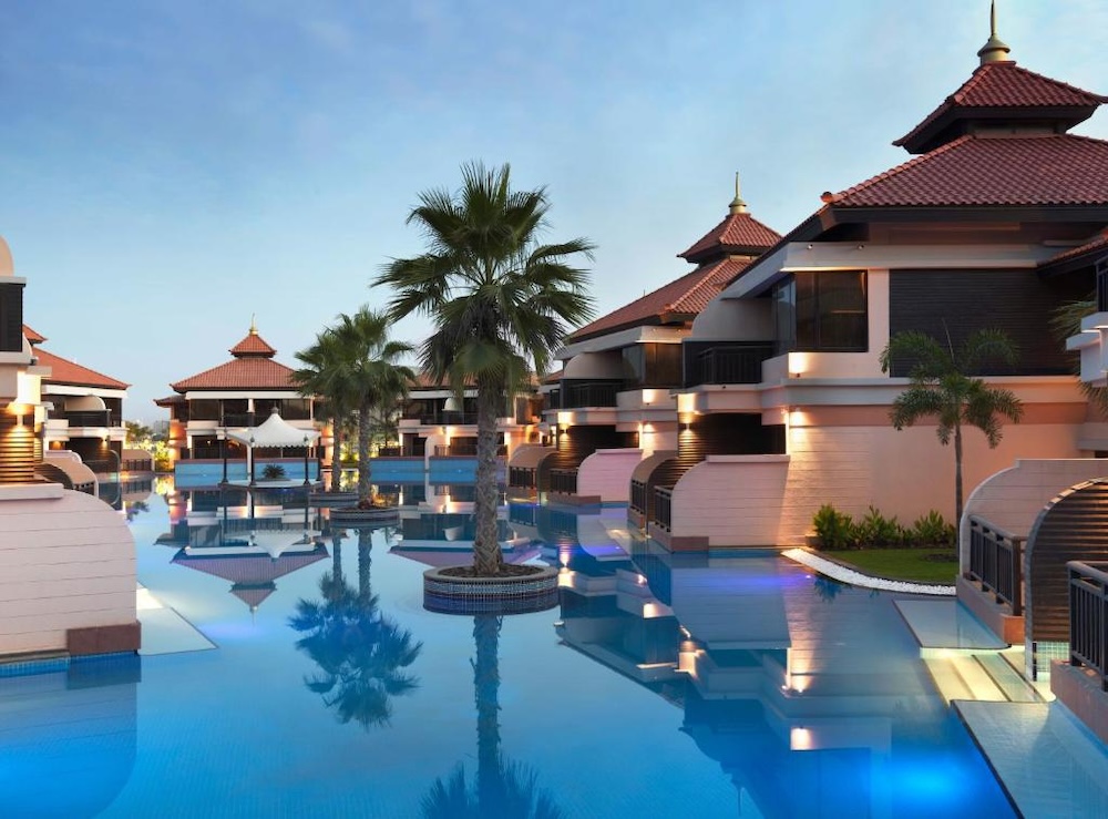 anantara the palm, swimup