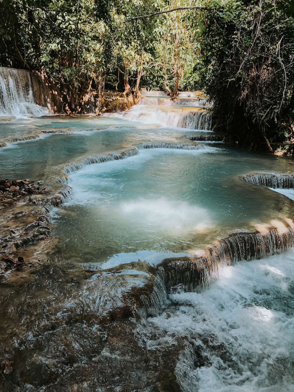 backpacken in laos Kuang-Si Watervallen