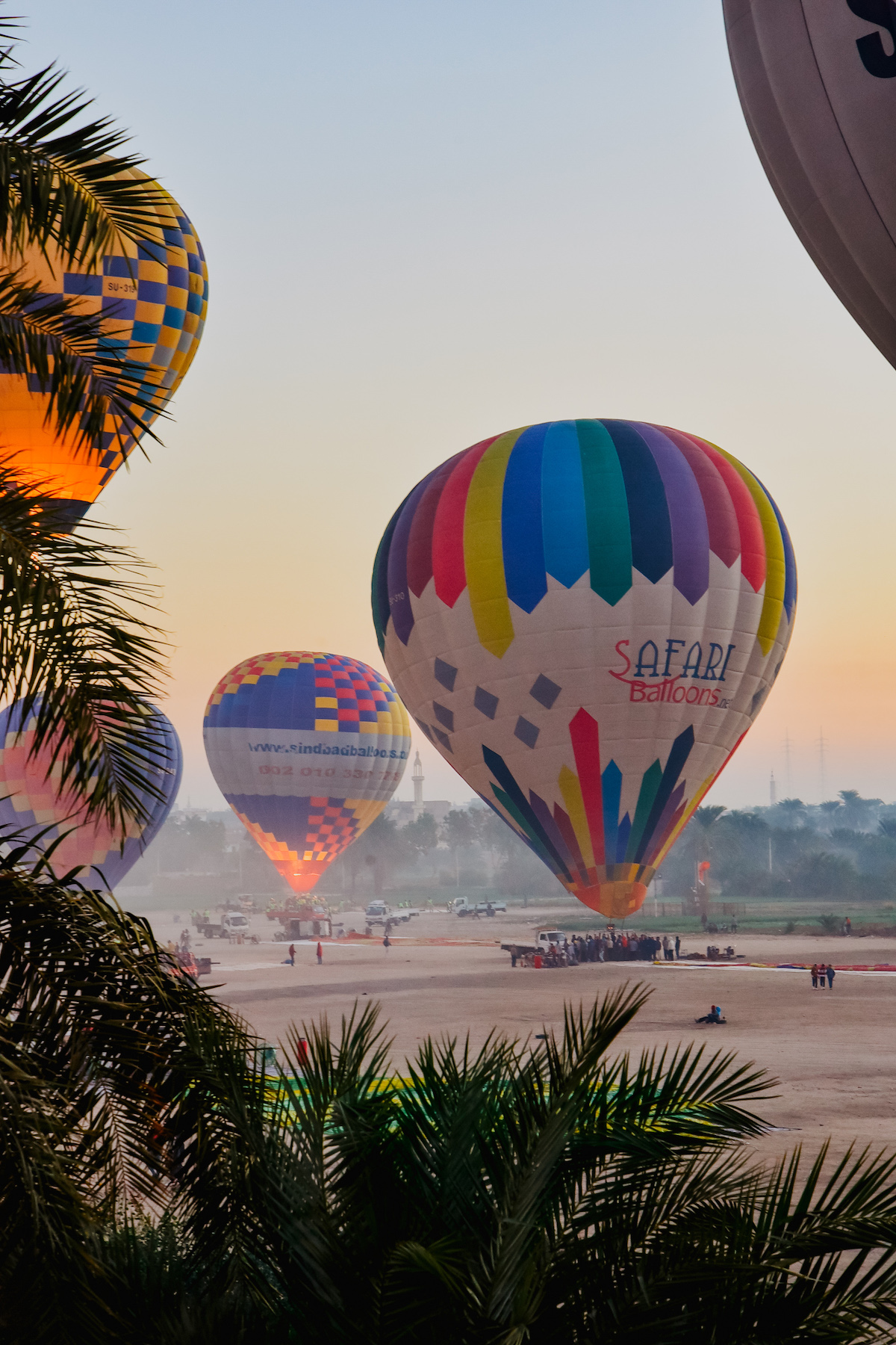 ballonvlucht egypte woestijn vlakbij luxor