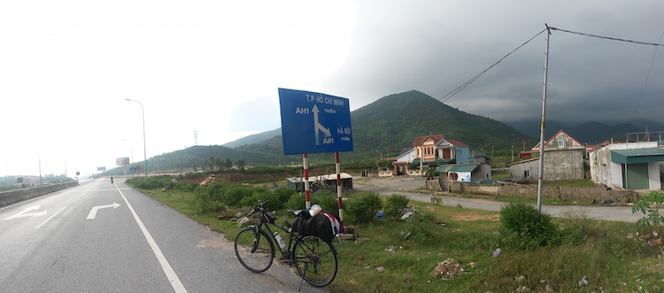 borden in vietnam met de fiets