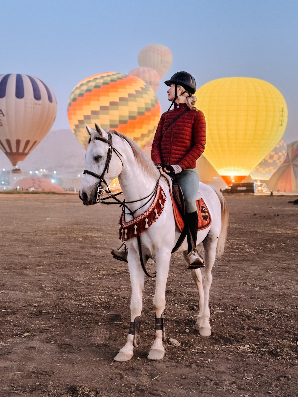 egypte luxor opstijgende ballonnen ballonvlucht