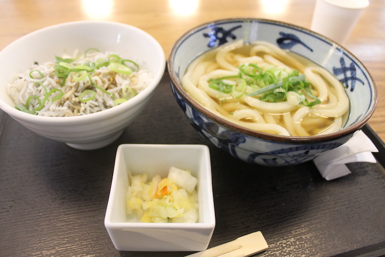 eten Tokyo airport in Japan