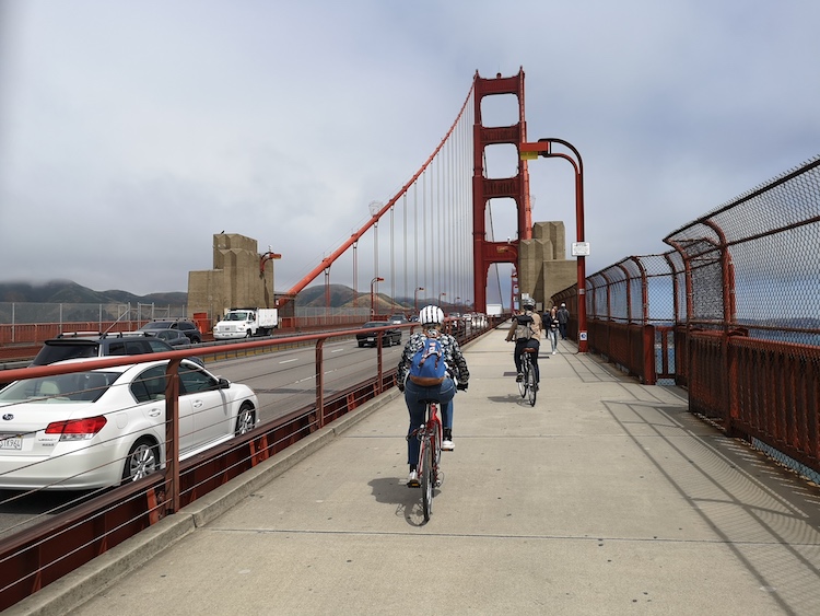 fietsen in san francisco over golden gate