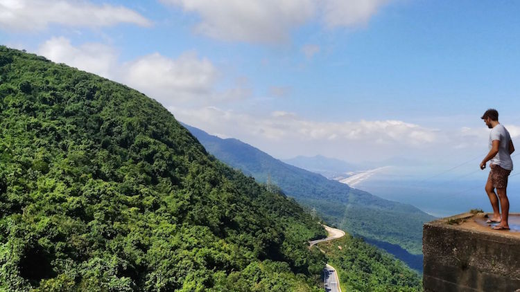 hai van pass viewpoint