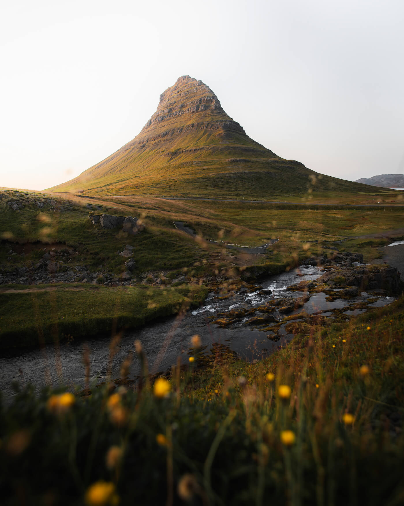 kirkjufell-mountain ijsland arctic travel