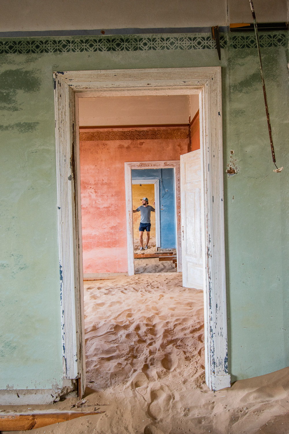 kolmanskop in namibie spookstad-4