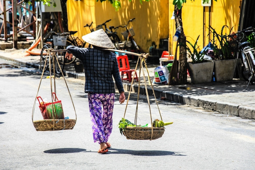 local in de straten in Hoi An