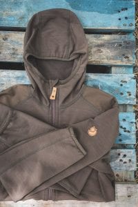 meenemen hike fleece trui fjallraven_