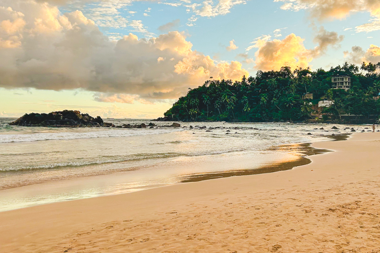 mirissa secret beach