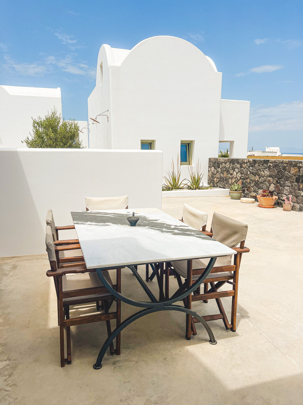 oia hotel tips-2