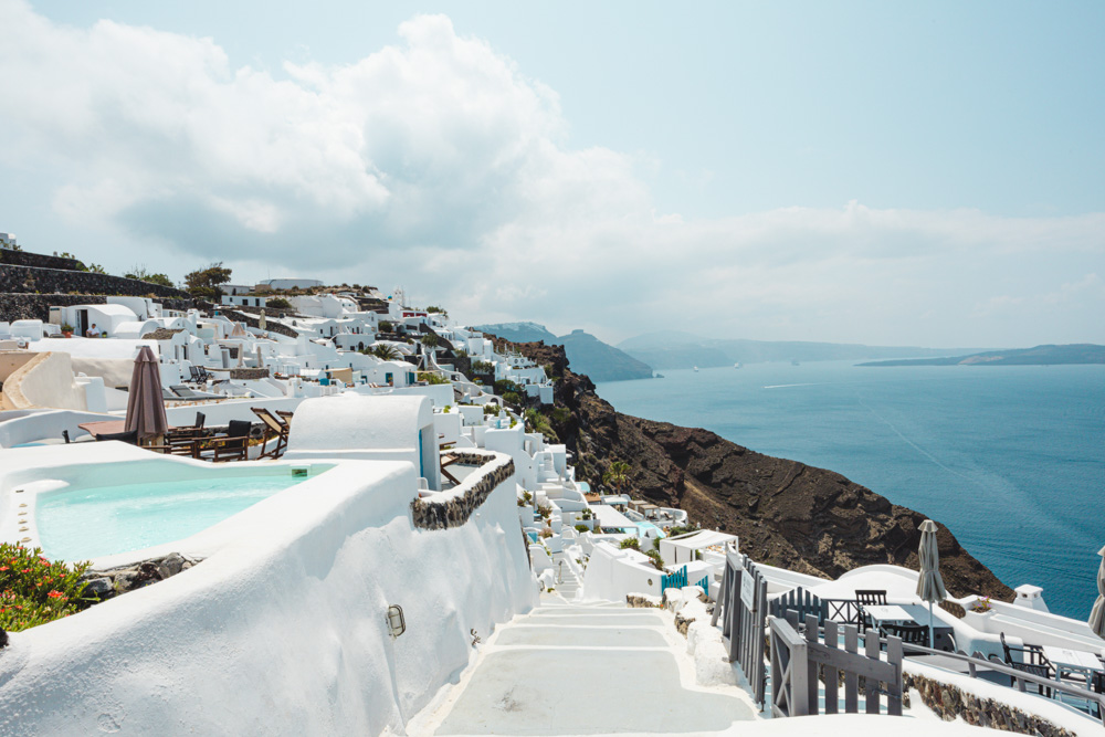 oia hotels