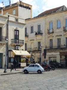 oldtimer in italie stad centrum