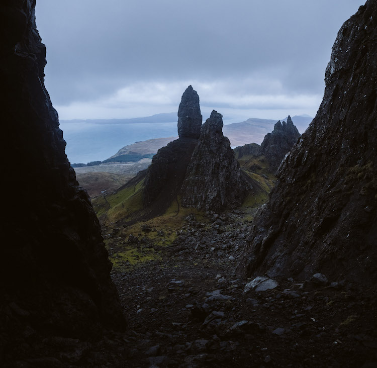 roadtrip schotland hike naar Old man of Storr