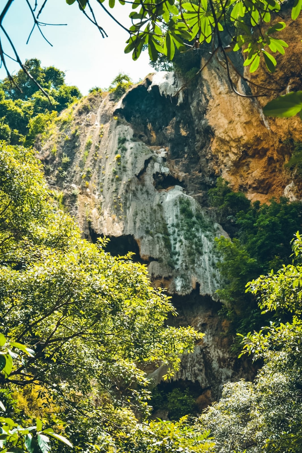 rotsen Erawan National Park