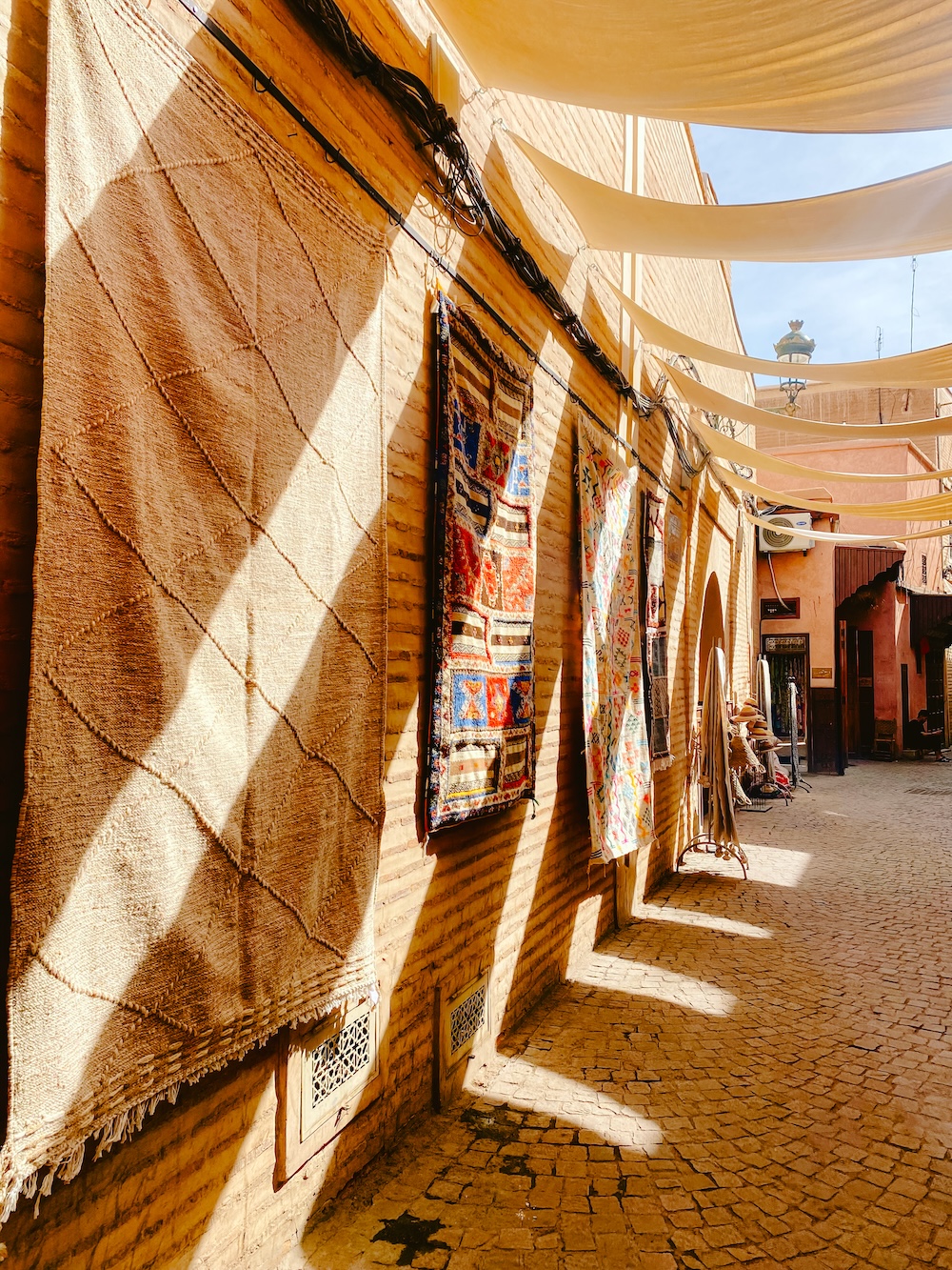 tapijten in de medina, marrakech