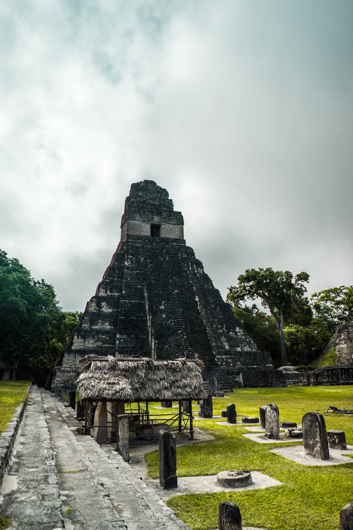 tikal tempels