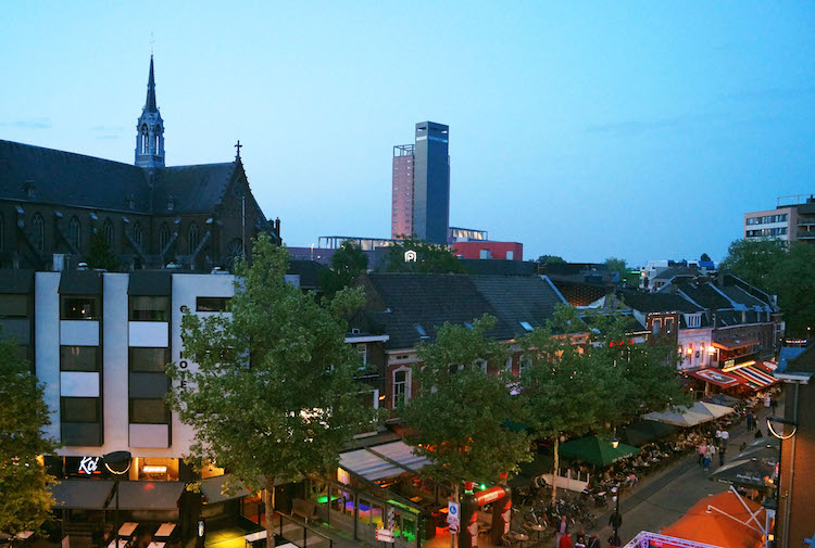 tilburg wat te doen Slapen Centrum Uitgaan