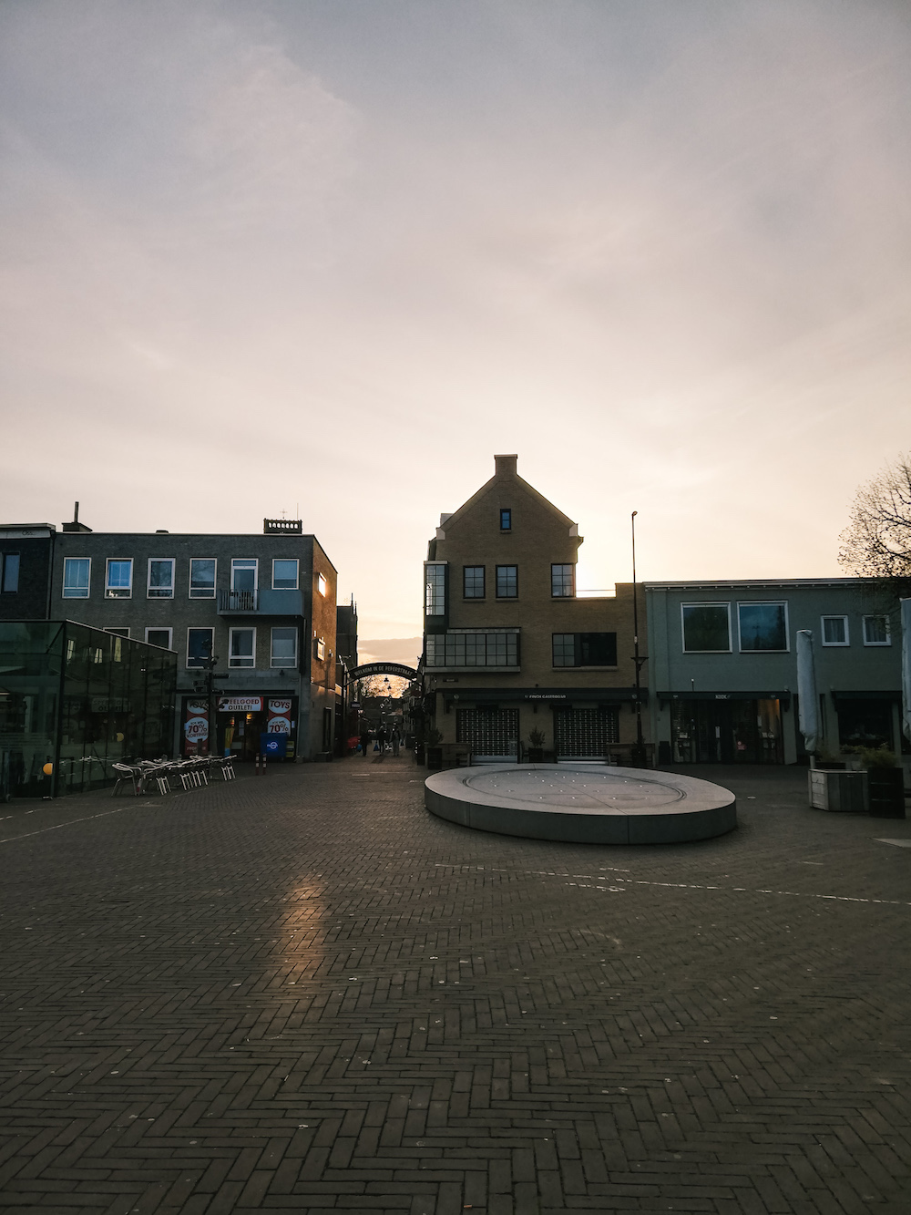 wandelen oss zonsondergang