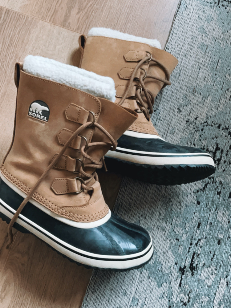 wintersport essentials sorel skiboots