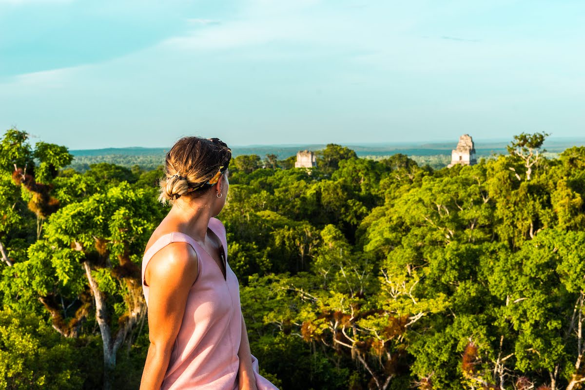 zonsopkomst tikal